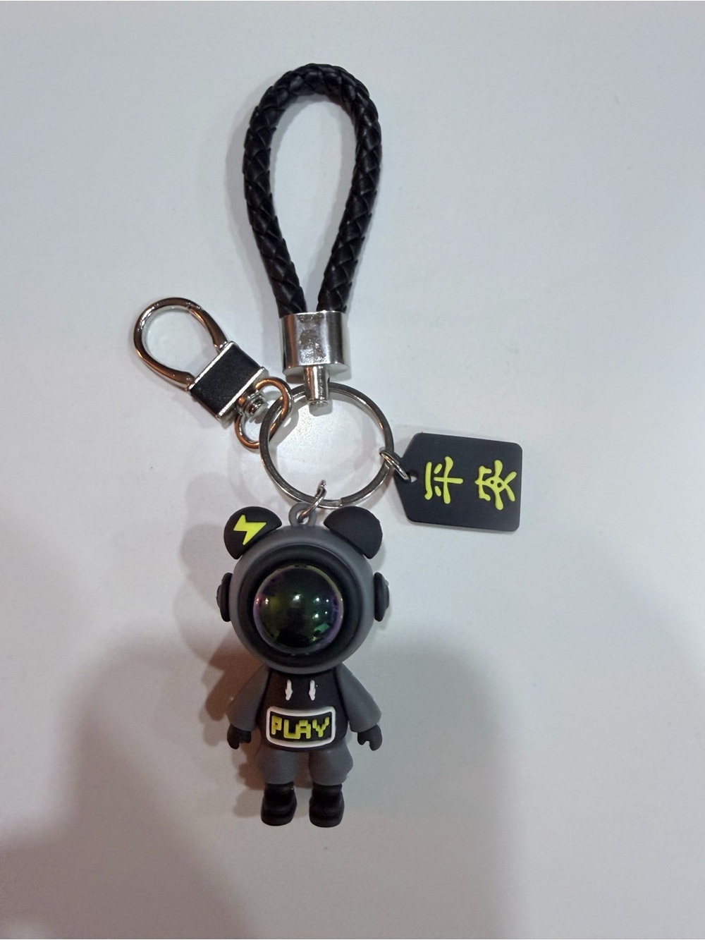 Stylish "Lightning Bear" astronaut keychain
